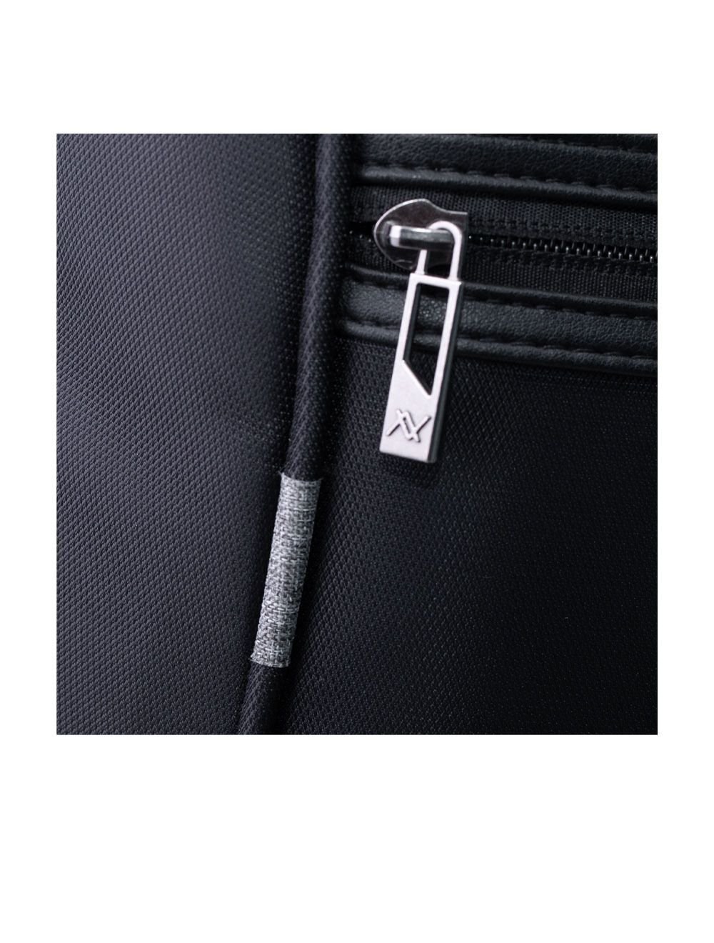 L'AVVENTO (BG915) Laptop Backpack fits up to 15.6" - Black لافينتو (BG915) شنطه ظهر لاب توب 15.6 بوصة - أسود - الصورة 5